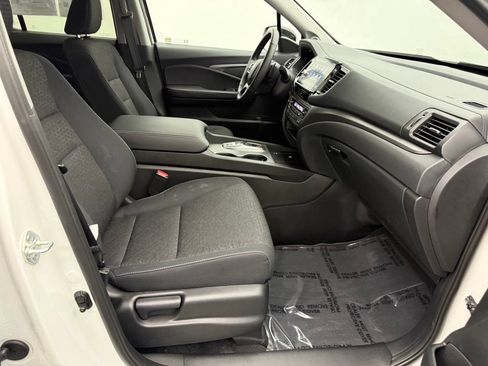 Used 2025 Honda Ridgeline Sport+ image 34