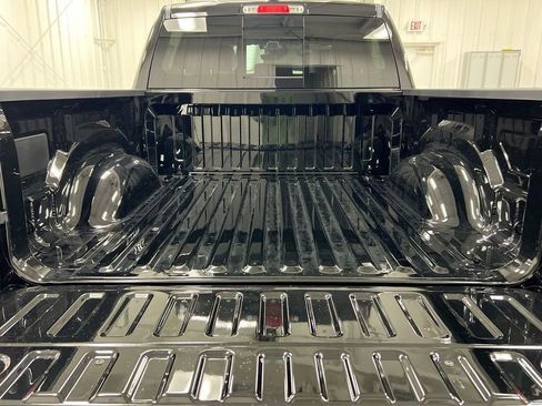 New 2026 RAM 1500 Laramie w/ Laramie Preferred Package AWD/4WD image 25