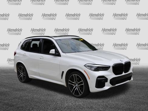 Used 2023 BMW X5 sDrive40i w/ M Sport Package RWD image 2