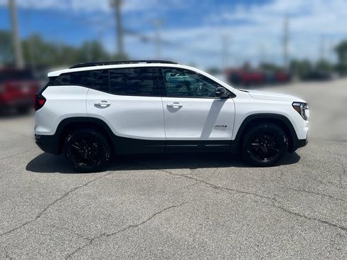 Used 2023 GMC Terrain AT4 w/ Infotainment Package II AWD/4WD image 9