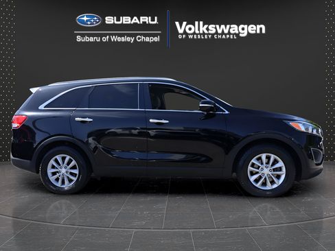 Used 2016 Kia Sorento LX FWD image 8