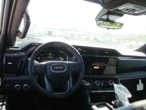 New 2026 GMC Sierra 2500 AT4X AWD/4WD image 14
