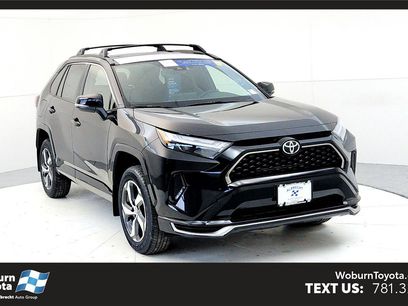 New 2025 Toyota RAV4 SE