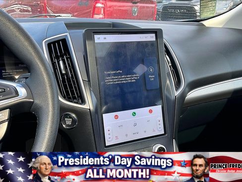 Used 2022 Ford Edge SEL w/ Convenience Package image 6