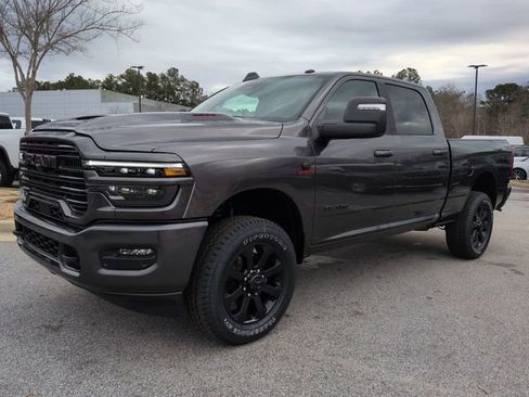 New 2026 RAM 2500 Laramie w/ Night Edition AWD/4WD image 7