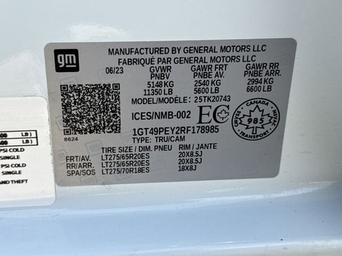 Used 2024 GMC Sierra 2500 AT4 w/ AT4 Preferred Package image 35