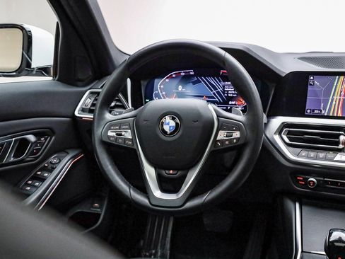 Certified 2022 BMW 330i Sedan w/ Premium Package 2 image 16