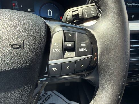 Used 2025 Ford Escape Platinum AWD/4WD image 20