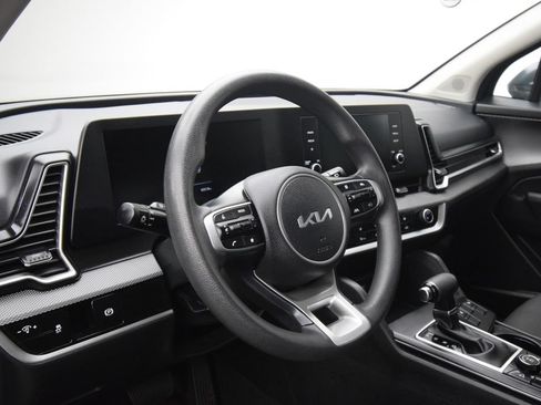Used 2023 Kia Sportage LX AWD/4WD image 15