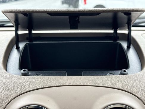 Used 2008 Chevrolet HHR LT w/ LT Preferred Equipment Group image 10