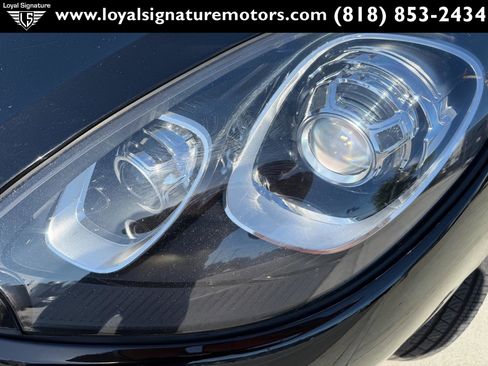 Used 2017 Porsche Macan AWD/4WD image 39