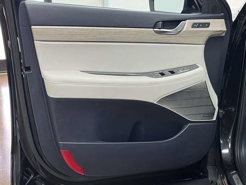 Used 2021 Hyundai Palisade Limited FWD image 15