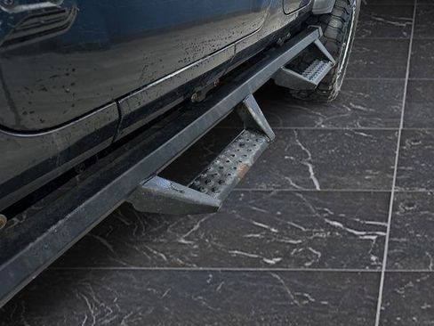 Used 2019 Jeep Wrangler Unlimited Sport S image 32