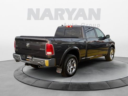 Used 2017 RAM 1500 Laramie w/ Convenience Group image 8