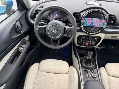 Used 2024 MINI Cooper Clubman S w/ Signature Upholstery Package FWD image 31
