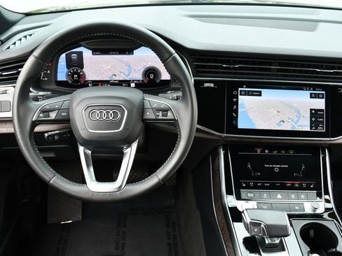Used 2020 Audi Q8 Premium Plus w/ Premium Plus Package AWD/4WD image 57