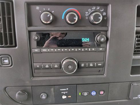 New 2025 Chevrolet Express 4500 w/ Power Convenience Package image 8