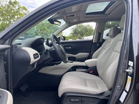 Used 2024 Honda HR-V EX-L image 8