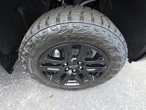 New 2026 Chevrolet Silverado 1500 LT Trail Boss w/ Convenience Package II AWD/4WD image 11