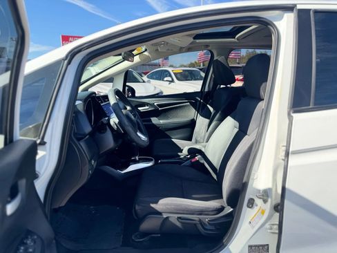 Used 2018 Honda Fit EX image 27