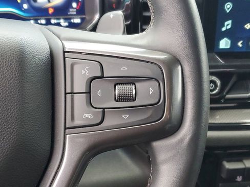 Used 2024 Chevrolet Silverado 1500 ZR2 image 14