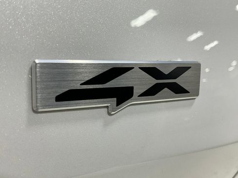 Used 2024 Kia Sportage LX image 10