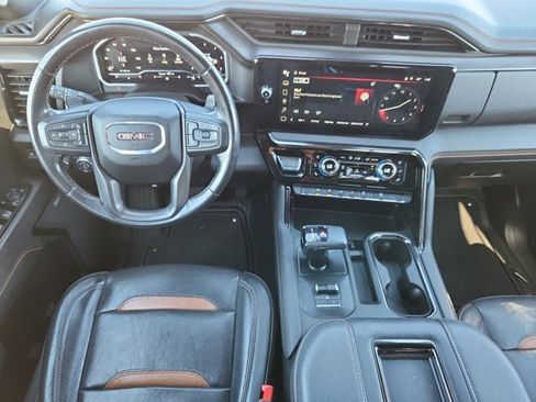 Used 2022 GMC Sierra 1500 AT4 w/ AT4 Preferred Package image 10