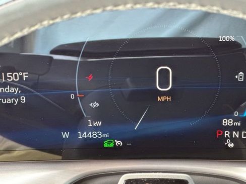 Certified 2026 Cadillac Vistiq Sport image 19