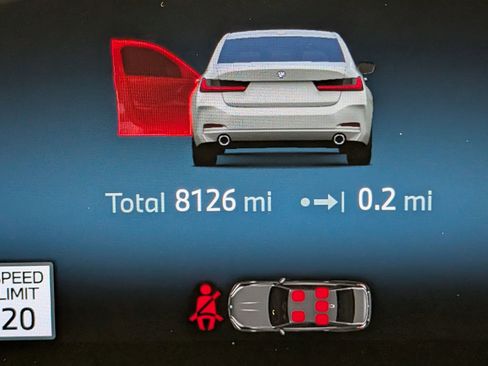 New 2025 BMW 330i Sedan w/ Convenience Package image 23