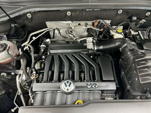 Used 2023 Volkswagen Atlas Cross Sport SE image 24