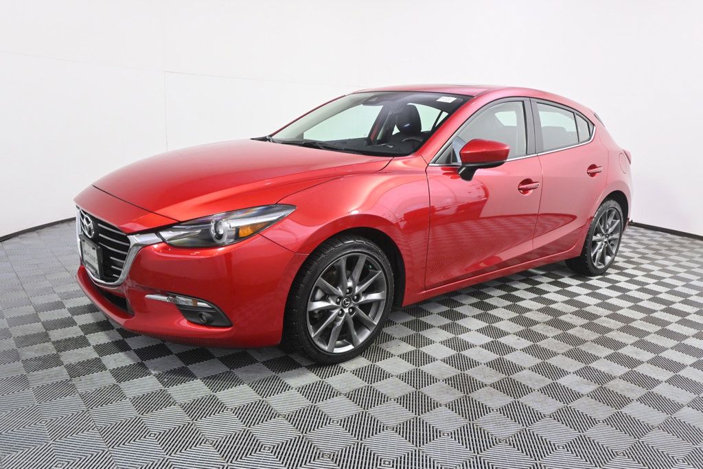Used 2018 MAZDA MAZDA3 Grand Touring FWD image 2