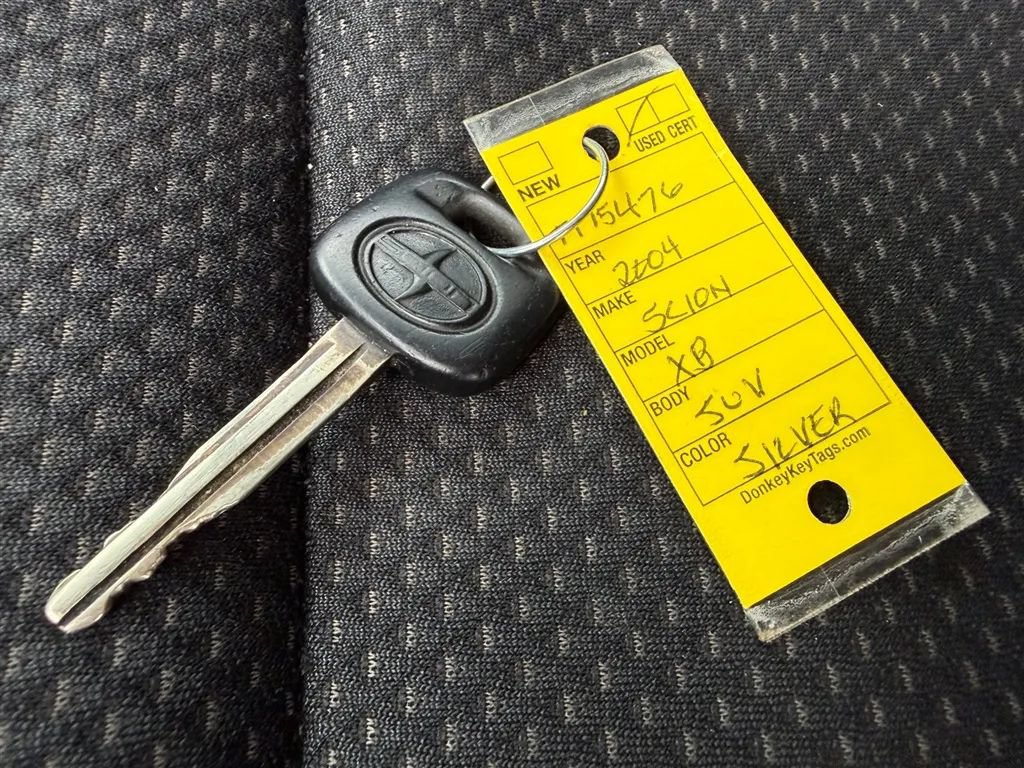 Used 2004 Scion xB FWD image 34