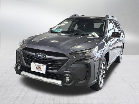 Certified 2025 Subaru Outback Limited image 3