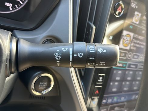 Used 2024 Subaru Crosstrek 2.0i Premium image 28