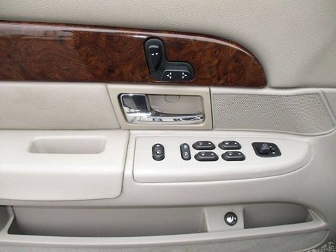 Used 2007 Mercury Grand Marquis LS image 15