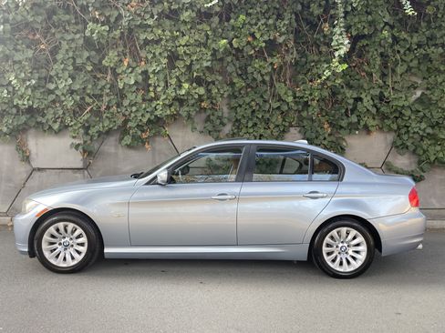 Used 2009 BMW 328i Sedan image 1