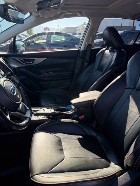Used 2022 Subaru Crosstrek 2.5i Limited w/ Moonroof Package 2 AWD/4WD image 14