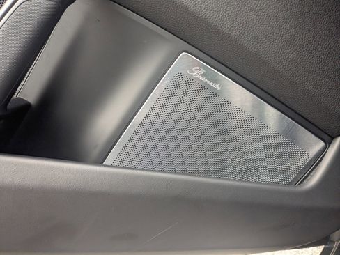 Used 2025 Porsche 911 Carrera image 16