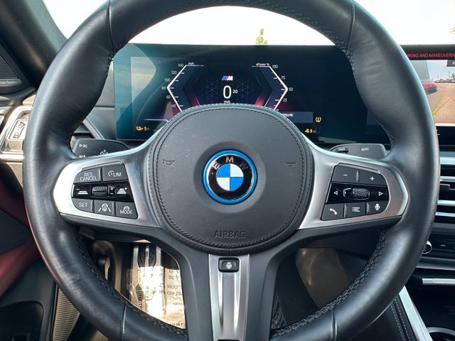 Used 2023 BMW i4 eDrive40 w/ M Sport Package RWD image 41