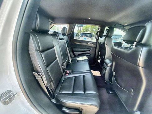 Used 2018 Jeep Grand Cherokee Limited RWD image 26