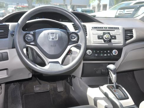 Used 2012 Honda Civic LX image 29