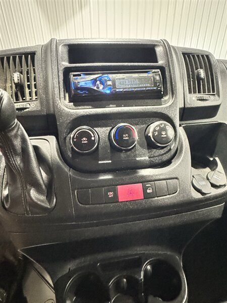 Used 2015 RAM ProMaster 1500 FWD image 18