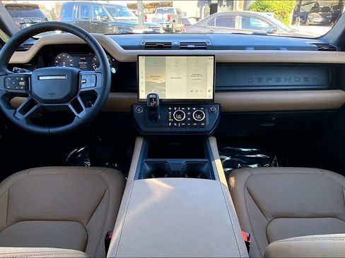New 2026 Land Rover Defender 110 X-Dynamic SE image 7