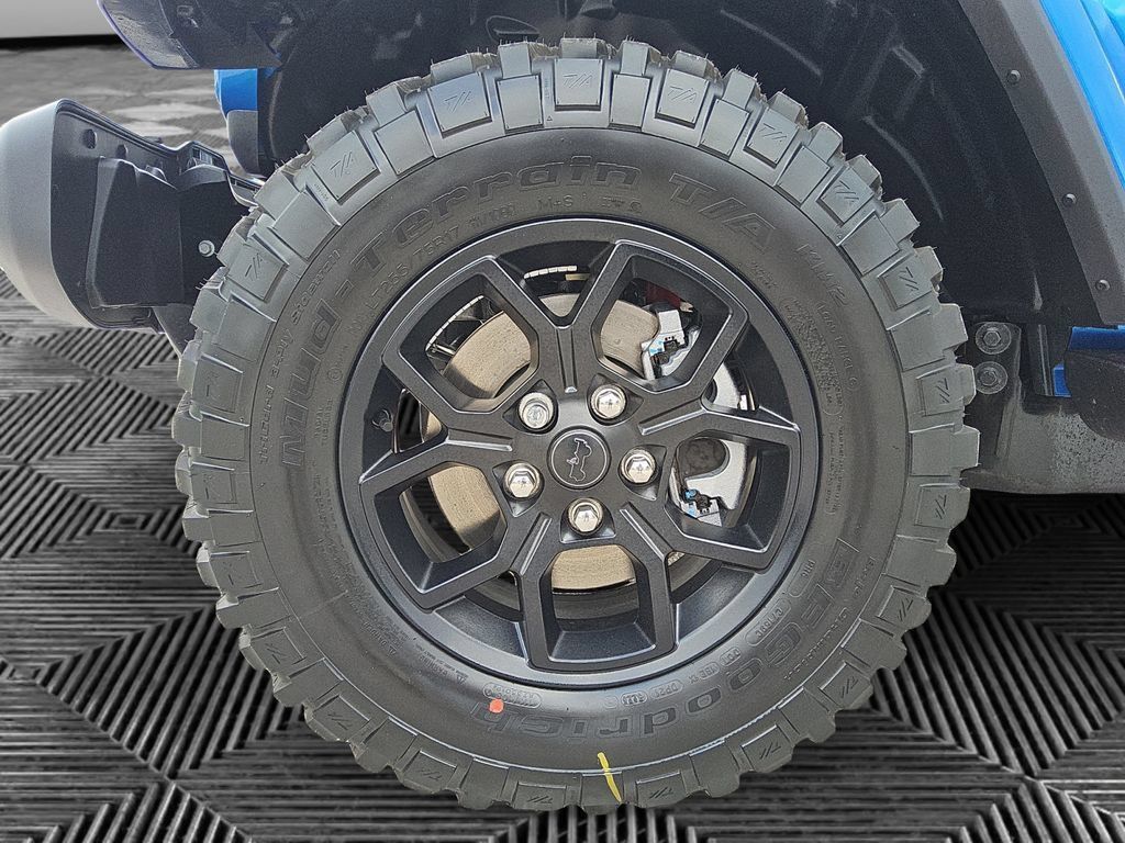 New 2026 Jeep Gladiator Sport AWD/4WD image 14