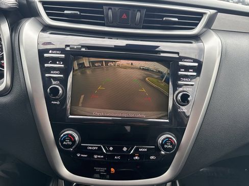 Used 2023 Nissan Murano SV w/ SV Midnight Edition Package image 27