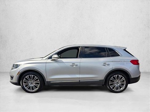 Used 2018 Lincoln MKX Reserve w/ Lincoln MKX Climate Package image 9