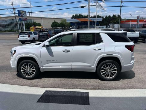 New 2026 GMC Terrain Denali w/ LPO, Floor Liner Package AWD/4WD image 6