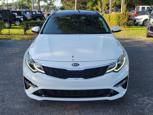 Used 2019 Kia Optima S w/ S Panoramic Sunroof Package FWD image 2