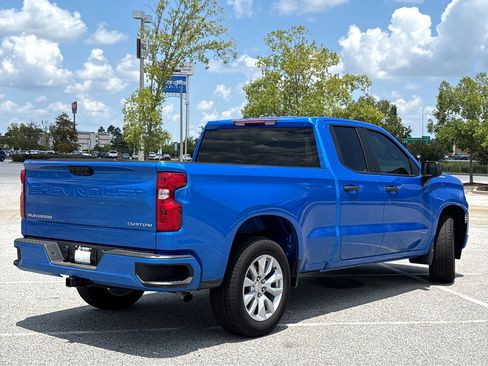 Used 2025 Chevrolet Silverado 1500 Custom image 24