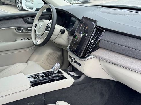 New 2026 Volvo XC90 T8 Ultra image 11
